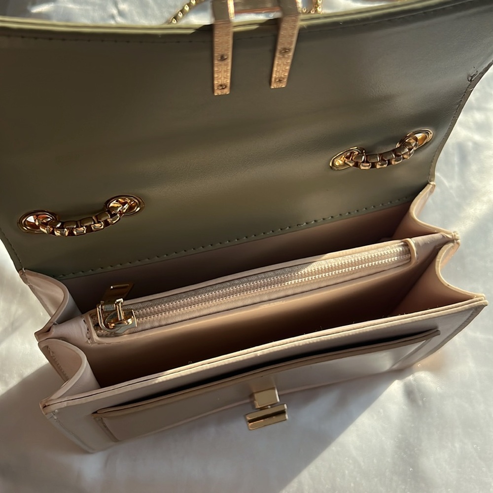 Gold Chain Neutral Handbag - Picture 3 of 6